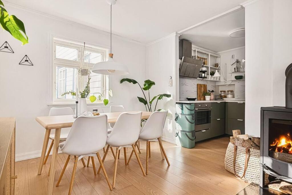 Beautiful Bergen House From 1790 Apartamento Exterior foto